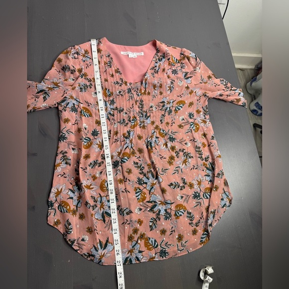 Veronica Beard Women’s Blouse Mauve Pink Floral Pin Tuck Beading - Picture 5 of 7